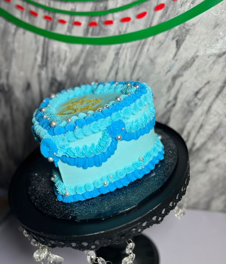 Birthday Cake 6 inch